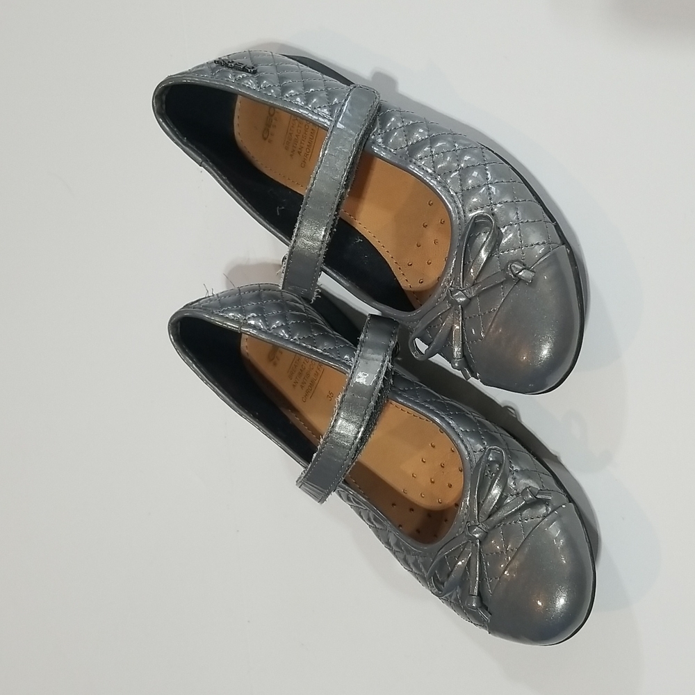GEOX RESPIRA Plie Mary Jane Gray Silver Quilted Flat